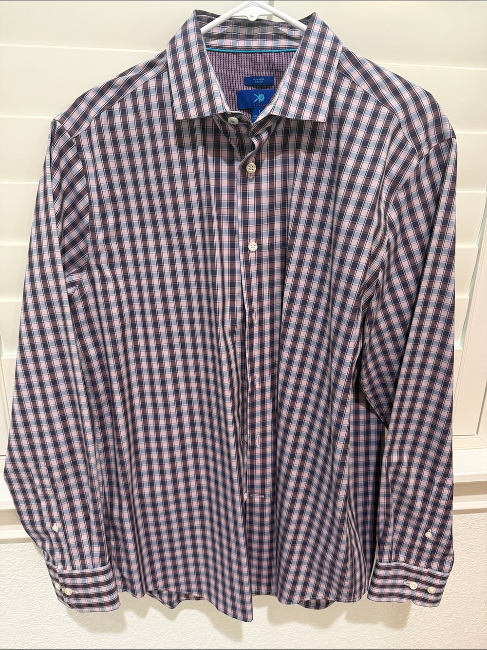 Egara Navy Blue and Pink Checked Long-Sleeve Button-Down Shirt